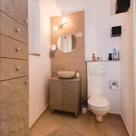 Rhea Loft Old Town Апартаменти Брашов
